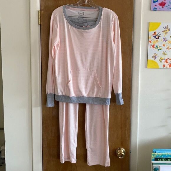 Pillow Talk Pajama Set - Picture 1 of 8